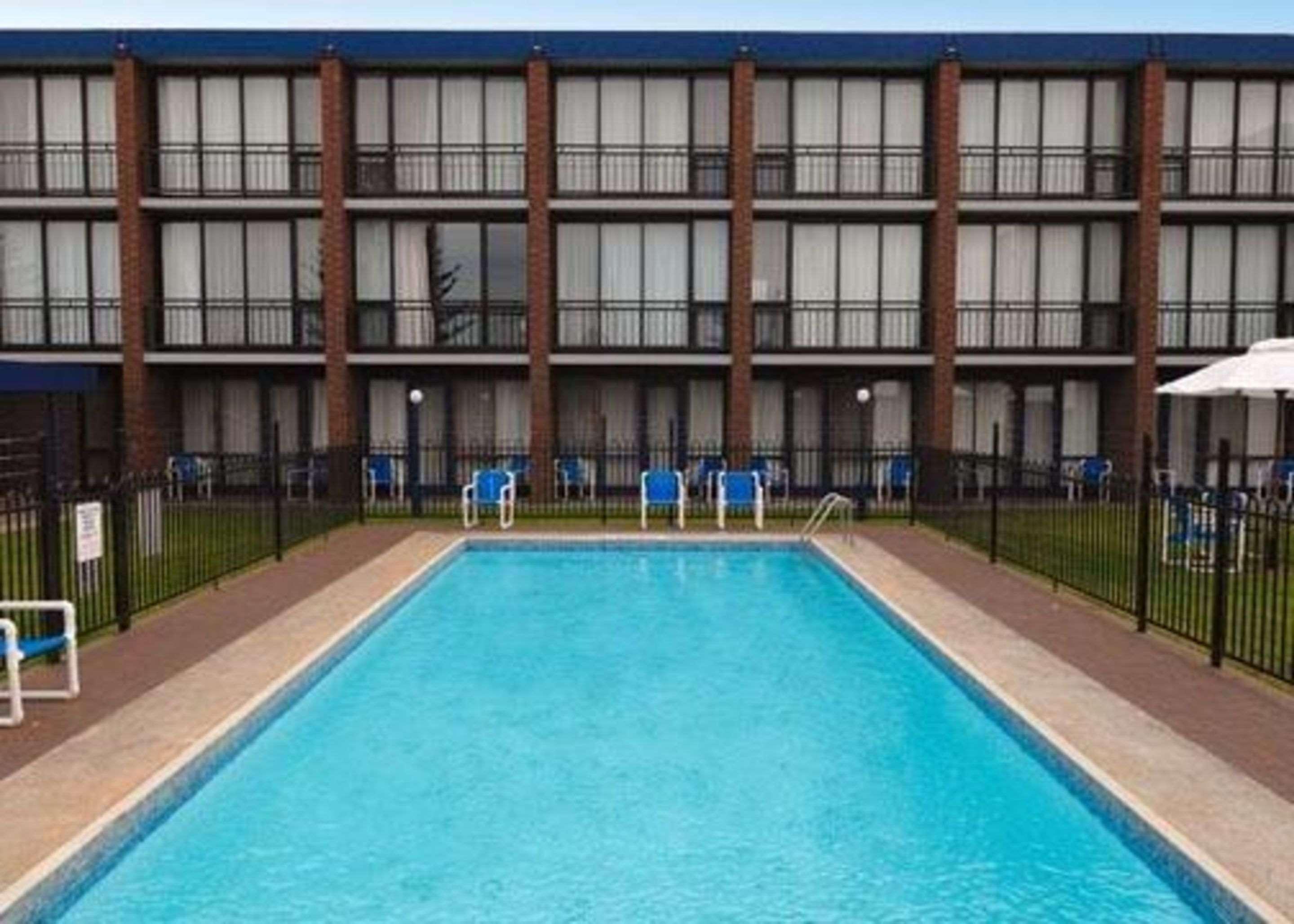 פורטלאנד Richmond Henty Hotel מראה חיצוני תמונה