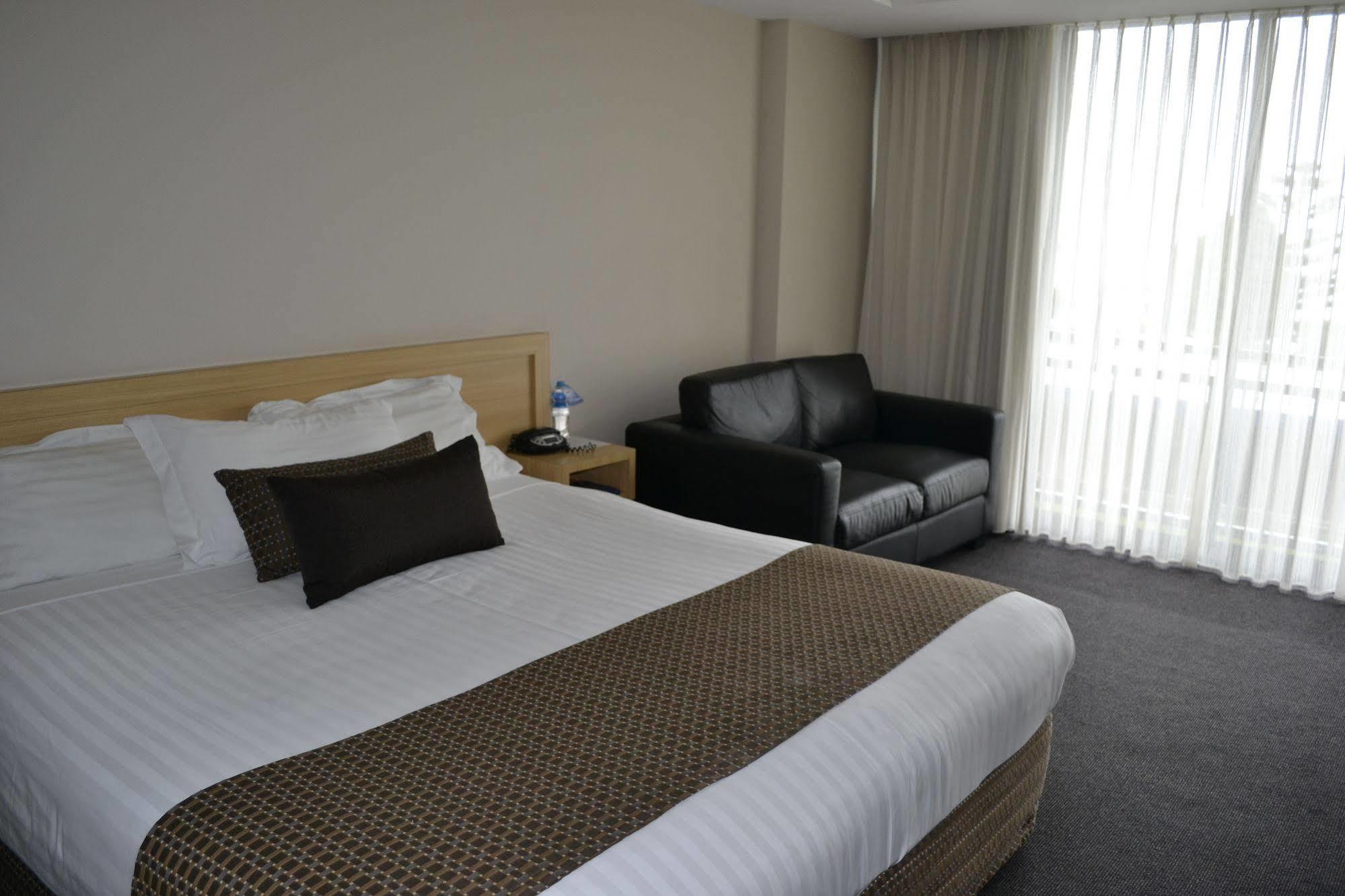פורטלאנד Richmond Henty Hotel מראה חיצוני תמונה