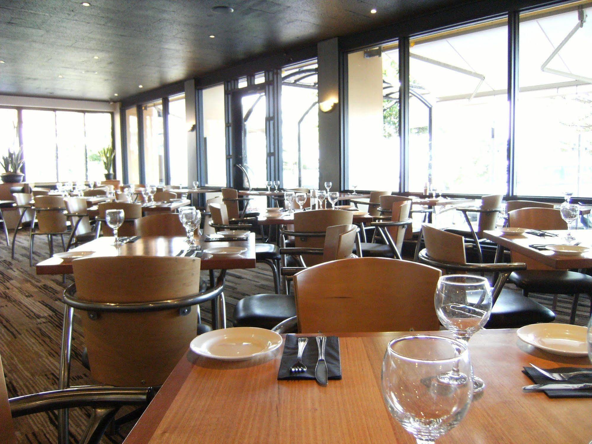 פורטלאנד Richmond Henty Hotel מראה חיצוני תמונה