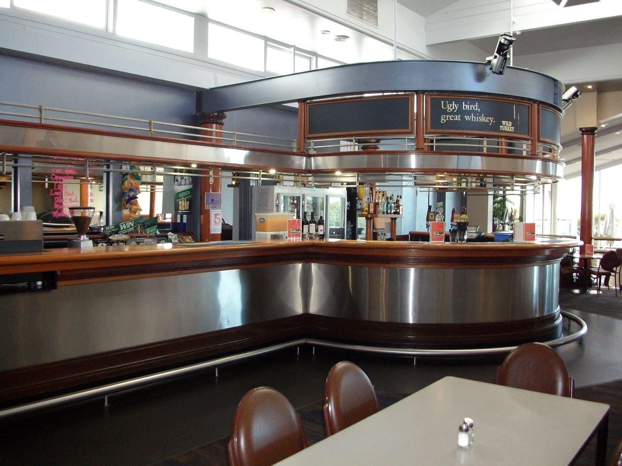 פורטלאנד Richmond Henty Hotel מראה חיצוני תמונה