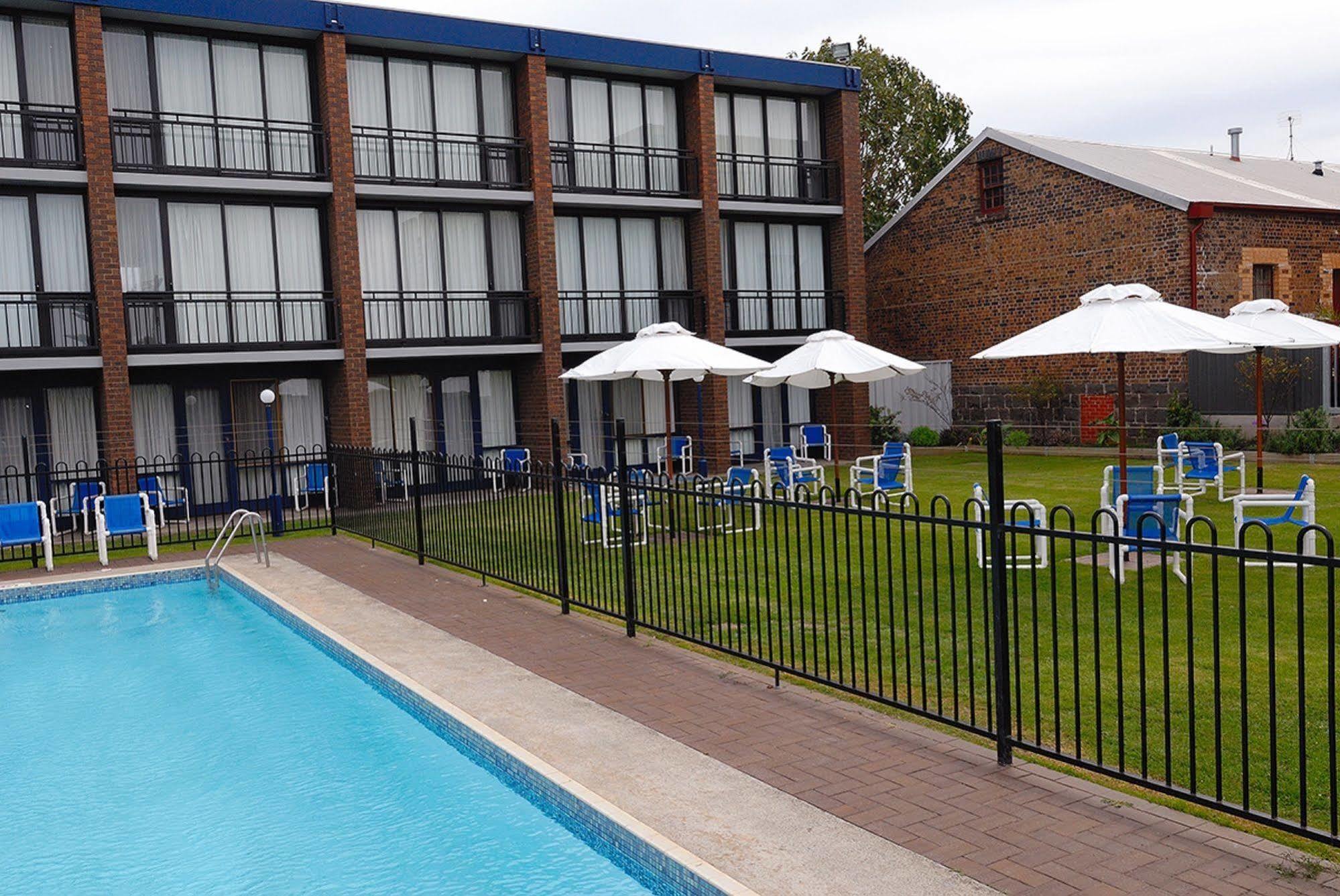 פורטלאנד Richmond Henty Hotel מראה חיצוני תמונה