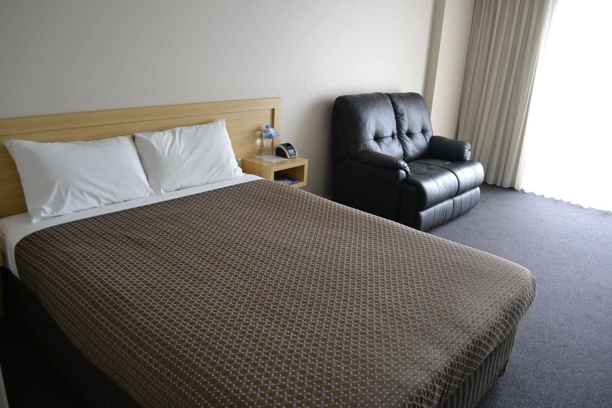 פורטלאנד Richmond Henty Hotel מראה חיצוני תמונה